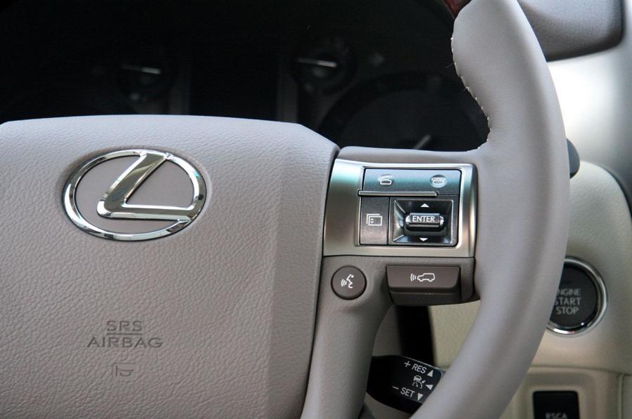  Lexus GX460 2010 года  (фото 26 из 153)